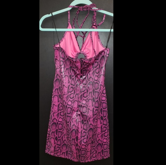 Cut out Dress - Picture 3 of 3